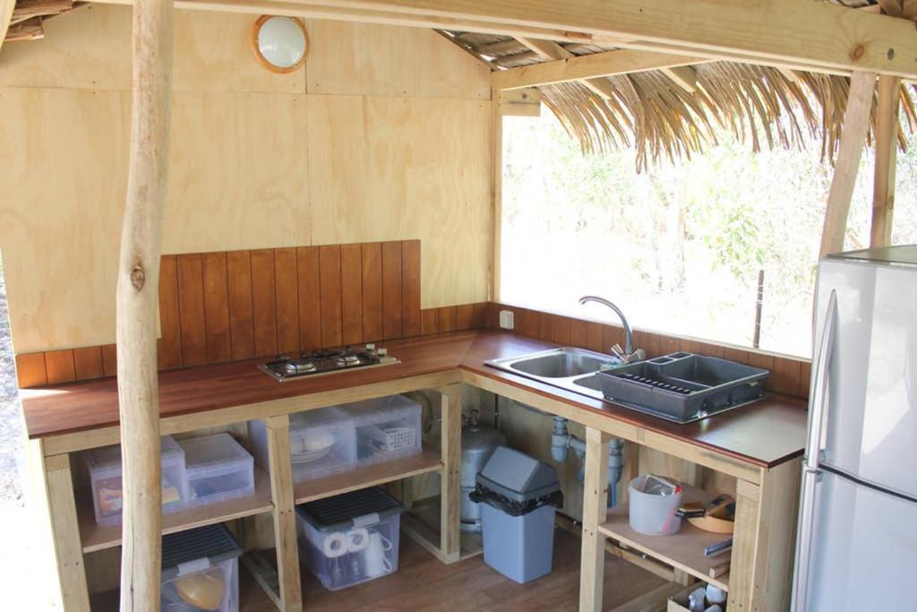 Bouloupari La Case, Un Espace Qui Invite A L'Essentiel ! מראה חיצוני תמונה